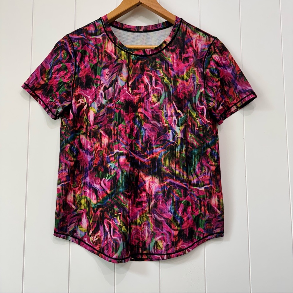 Lululemon High Neck Running and Training Tee T-Shirt Size 4 in Hyper Flow Pink